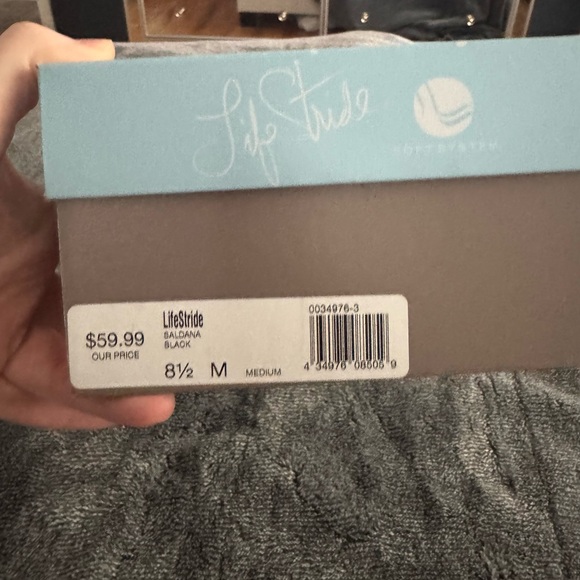 Black Patent Leather Women's Shoes - Picture 6 of 6